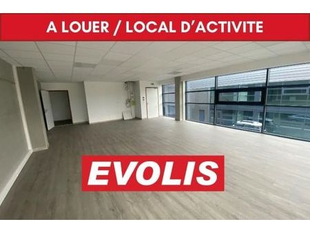local d'activité 343 m²