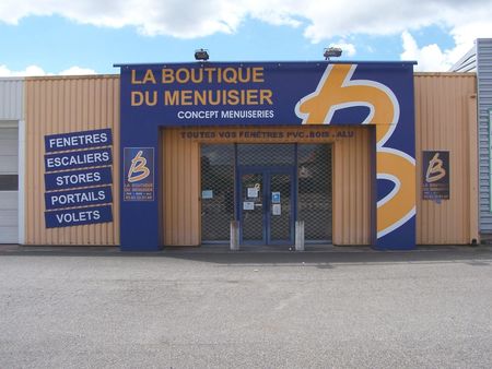 a louer local commercial 236 m2