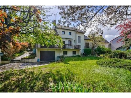 maison avec terrasse et jardin au calme quartier coteaux