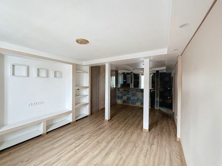 location appartement  89 m² t-3 à saint-calais  700 €