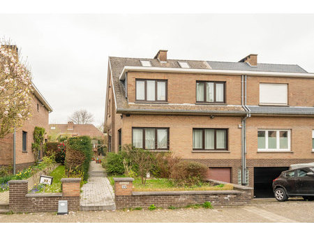 huis te koop in wezembeek-oppem met 4 slaapkamers