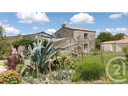 vente maison à saint-christophe-du-ligneron (85670) : à vendre / 150m² saint-christophe-du