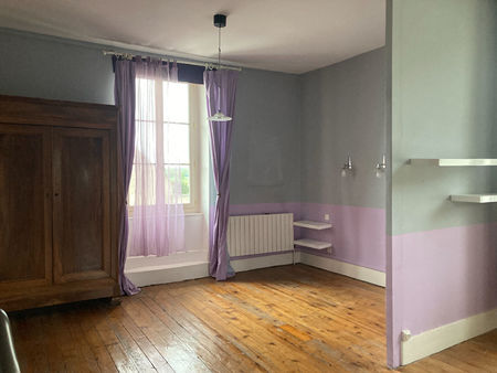 appartement t8 - magny-cours
