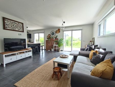 maison vallières 102 m² t-4 à vendre  395 000 €