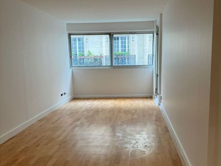 appartement f1 à vendre - 1 pièce - 35 40 m2 - paris - 75009 - ile-de-france