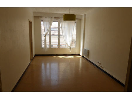 location appartement 3 pièces 69 m² marseille 7 (13007)