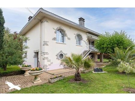 vente maison 4 pièces 117 m² chasseneuil-sur-bonnieure (16260)