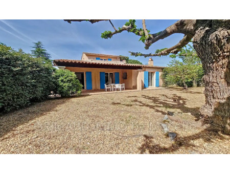 maison de prestige en vente à plan-de-la-tour : belle maison provençale avec piscine au pi