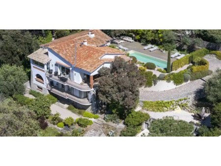 villa avec piscine cannes (06)