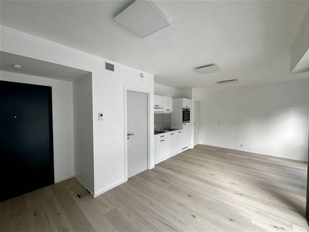 residence trianon / studio neuf avec possibilité de parking