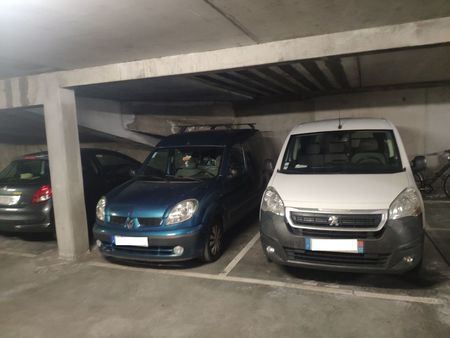 parking sécurisé aux chalets - tout type de véhicule