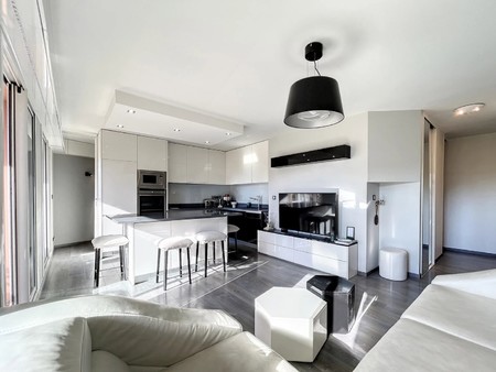 appartement moderne équipé - allées provençales aix centre-ville  à deux pas des allées pr