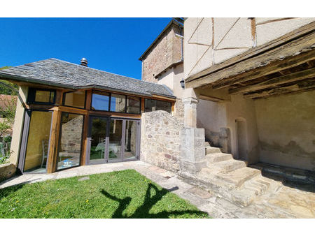vente maison 7 pièces 139 m² saint-geniez-d'olt-et-d'aubrac (12130)