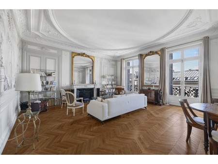 à vendre paris 9ème - opéra / palais garnier - bien d'exception avec balcon et vue - situé