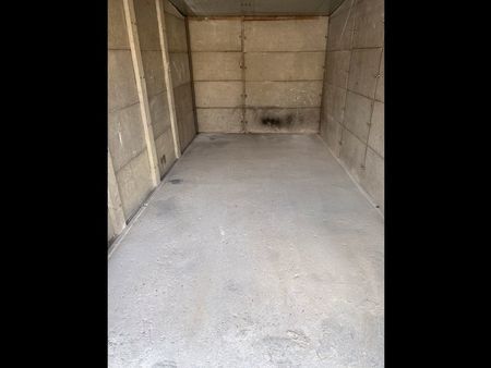 garage pour stockage