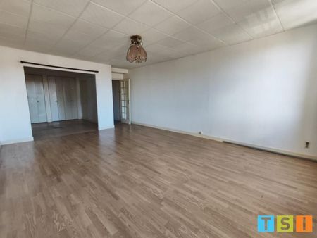 studio 1 pièce 58 m²