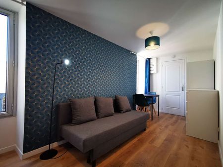 vierzon jolie studio meublé refait neuf par architecte 16 m2