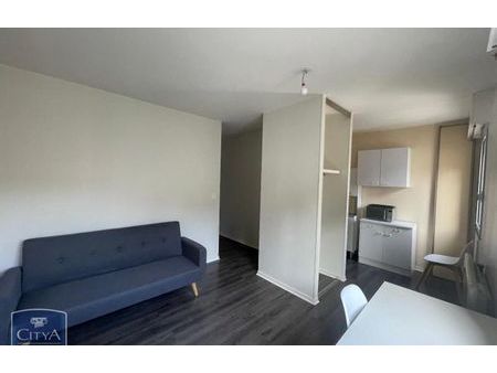 location appartement 1 pièce 23 m² poitiers (86000)