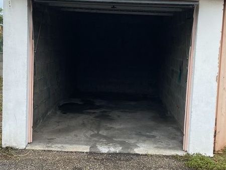 garage fermé à feyzin