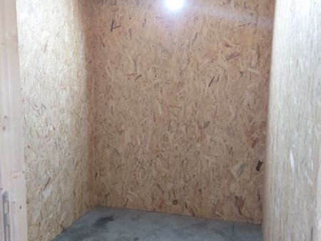 box de stockage  cellier  cave