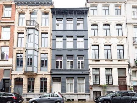 appartement à louer à antwerpen € 850 (kp576) - walls vastgoedmakelaars - antwerpen | zimm
