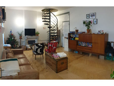 location appartement 4 pièces 80 m² clermont-ferrand (63000)