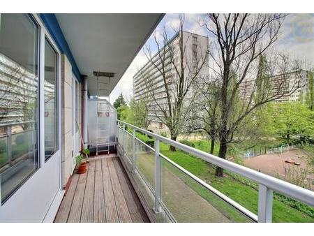 appartement 2 chambres rénové avec terrasse à vendre