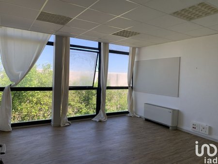 location bureaux 24 m²