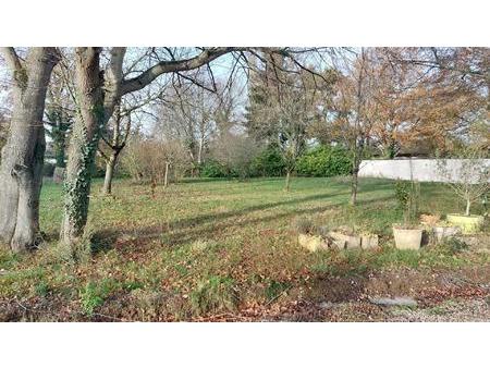 terrain - 1 086 m²