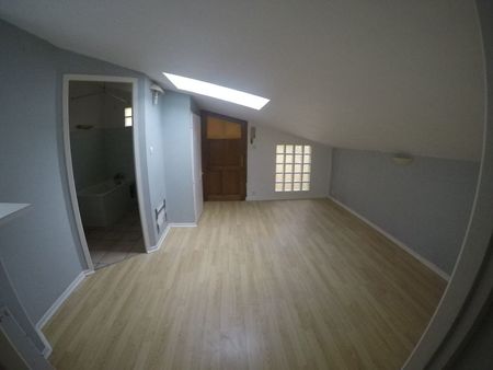 t2 .. 36 m² .. 410 euros