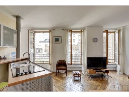 (disponible 1-24 mois) ravissant appartement parisien pour 2 pers