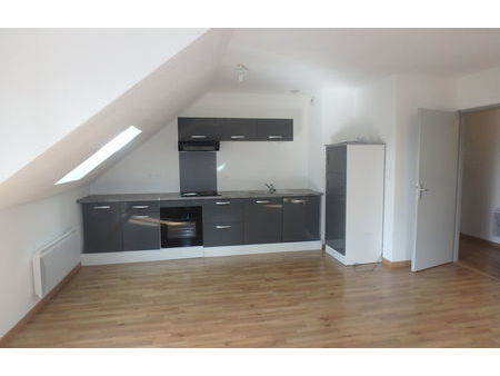 location appartement 3 pièces 56 m² maîche (25120)