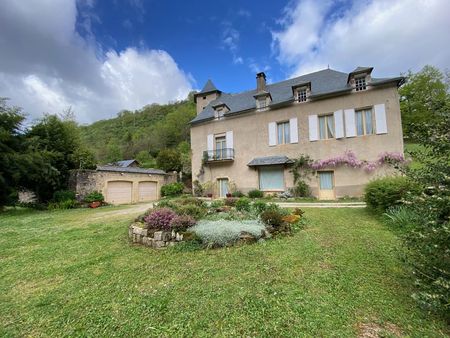 chateau 18 pièces 568 m²