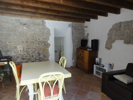 maison en pierres 85 m²