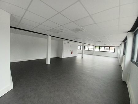 bureau 293 m²