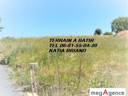 terrain 501 m² change
