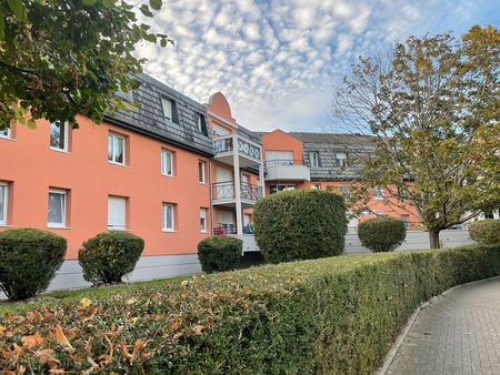 strasbourg-robertsau bel appartement 3 pièces avec terrasse