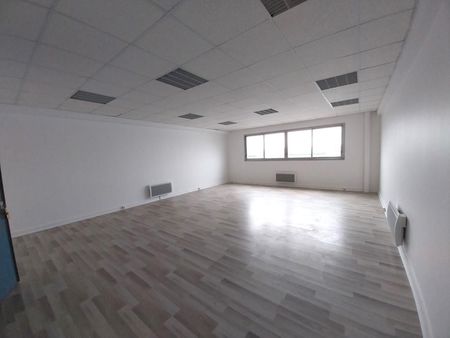 bureau 1 123 m²