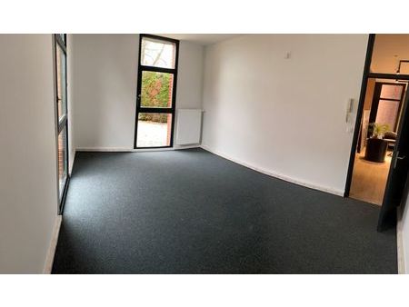 bureau 13 m² / 20 m² - non meublé - villeneuve d’ascq