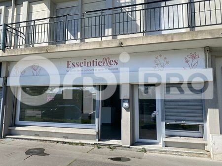 local commercial 45 m²