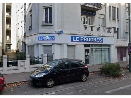 local commercial 103 m²