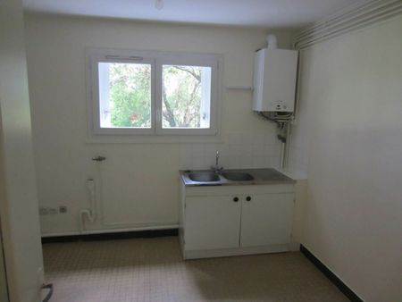 location appartement  m² t-4 à romorantin-lanthenay  520 €