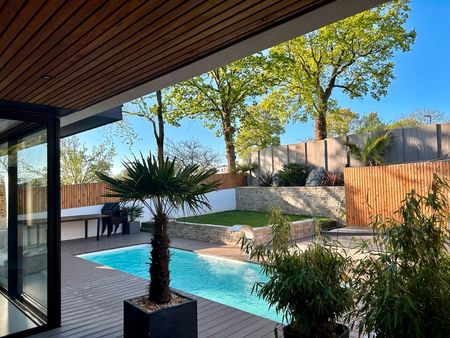 maison d'architecte 2023 piscine et spa