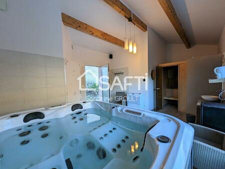 villas plain pied  piscines et espace detente ideal gite ou location