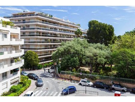 appartement juan-les-pins - antibes 43.42 m² t-2 à vendre  223 000 €