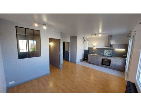 appartement 36 m² avec coin chambre cloisonnee