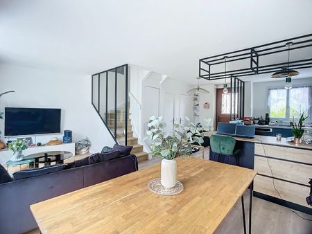 maison guyancourt m² t-4 à vendre  424 500 €