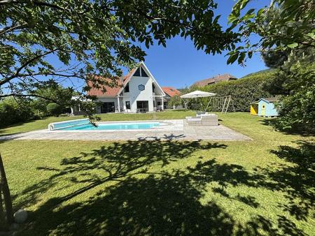 superbe villa d'architecte - 277m2-17 ares-piscine