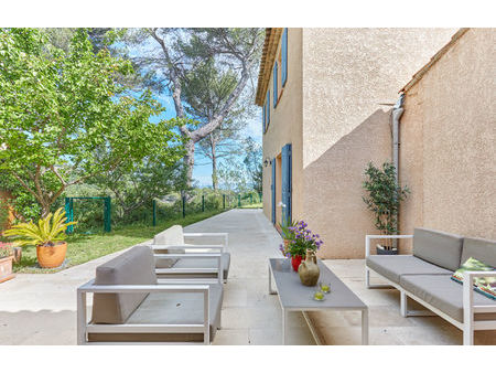 vente maison 6 pièces 163 m² aix-en-provence (13090)