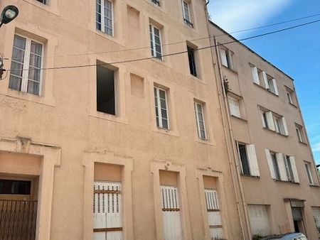 vends ancien hotel immeuble complet